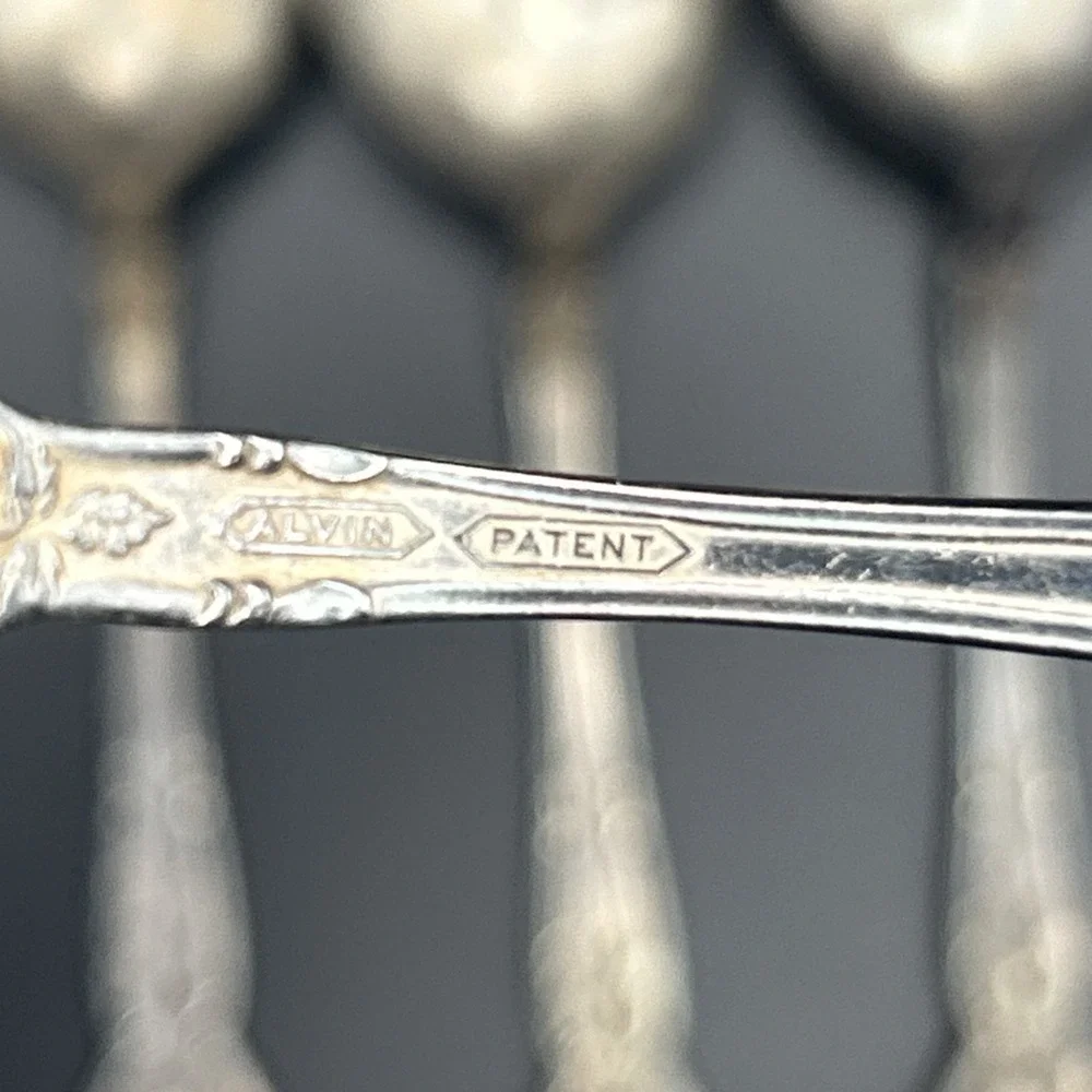 Alvin Silver Medium Cream Soup Spoon Silverplate No Monogram Rose Boquet